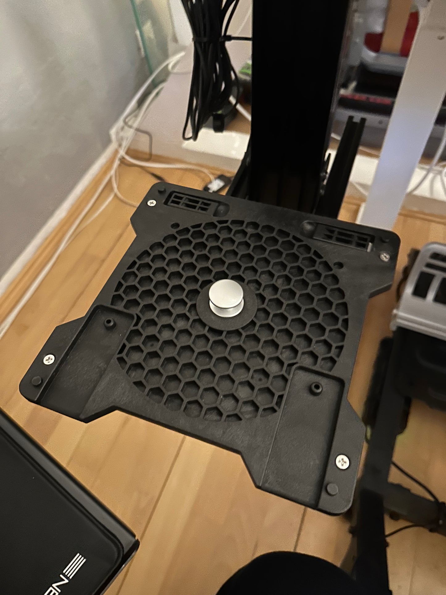 Universal Honeycomb to desktop mount adaptor